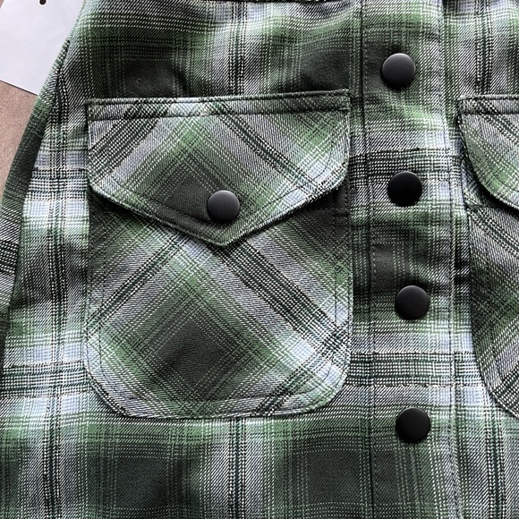 NWT- Urban Outfitters. Gorgeous green plaid mini skirt. XS. Super cute ☺️ - Picture 6 of 8